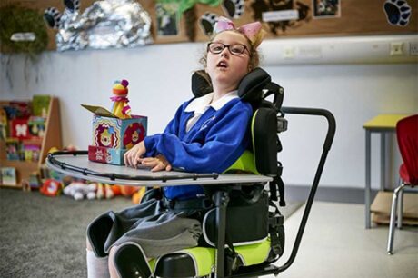 Multiseat: Daha büyük çocuklar için oturma sistemi Multiseat: Daha büyük çocuklar için oturma sistemi