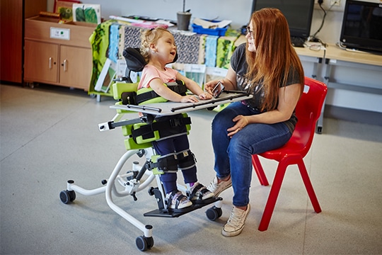 Multistander 1: Sırtüstü/yüzüstü/dik durma sistemi Multistander 1: Sırtüstü/yüzüstü/dik durma sistemi